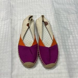 Sperry brand .
